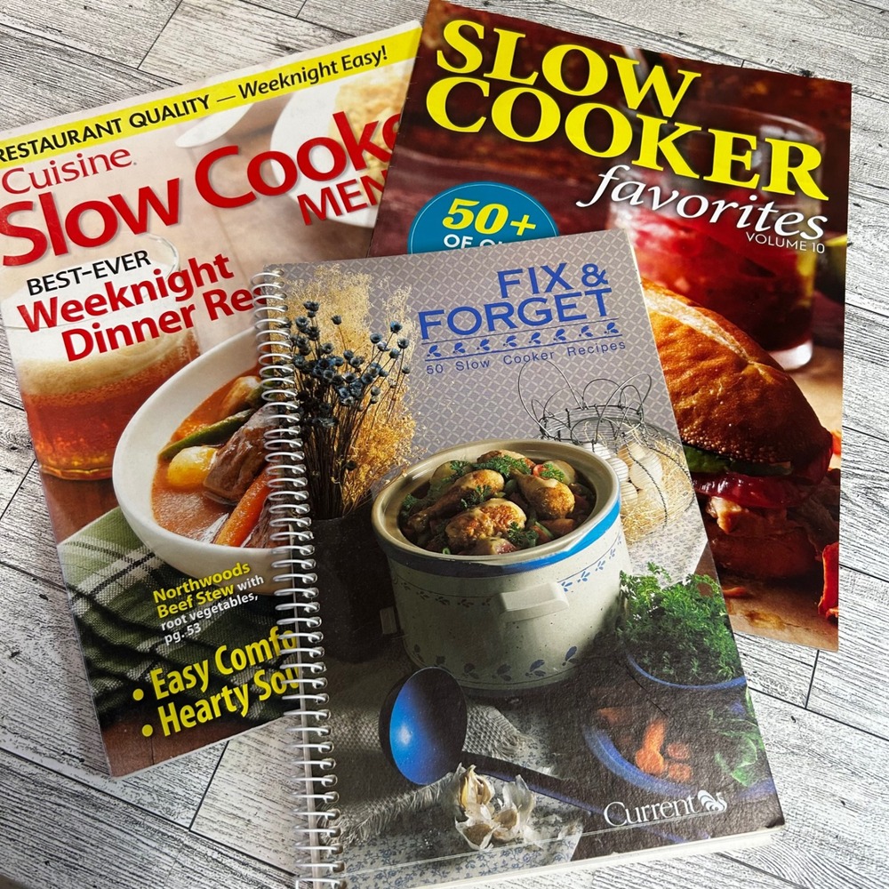 Slow Cooker Cookbook Lot 3 Cuisine Favorites Menus Magazine Fix Forget Spiral